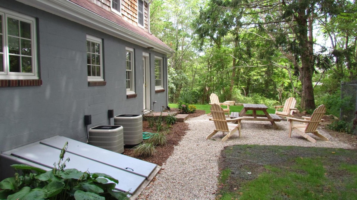 Kinlin Grover Vacation Rentals-Woods Hole -image-1